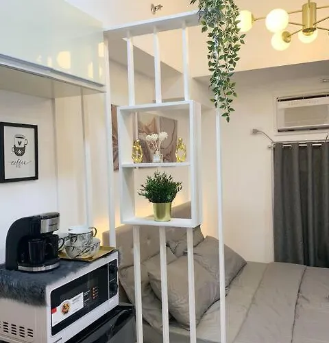 Hometel By Ecr At Viceroy Residences Appart hôtel Manille