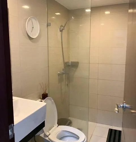 Hometel By Ecr At Viceroy Residences Manille
