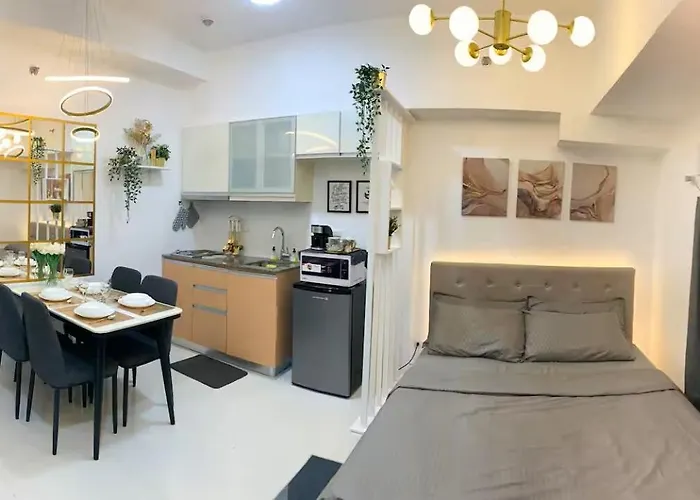 Hometel By Ecr At Viceroy Residences Manille